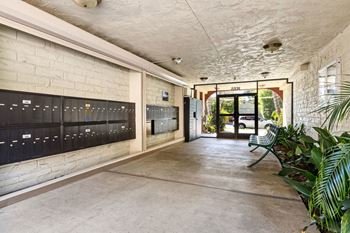 Package lockers and mailboxes